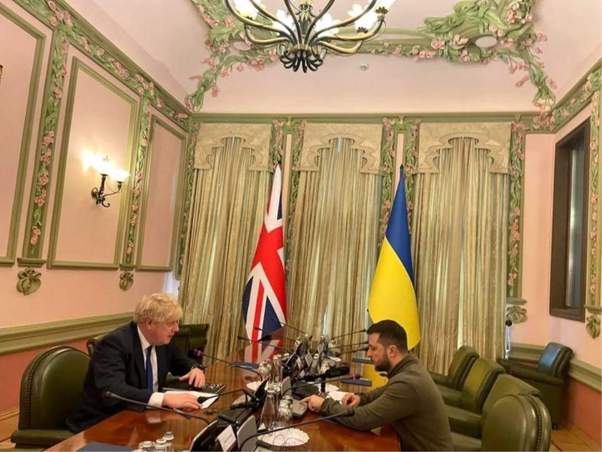 İngiltere Başbakanı Johnson\'dan Kiev\'e sürpriz ziyaret