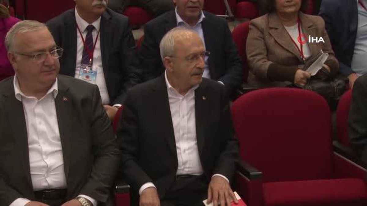 Kılıçdaroğlu, CHP Bülent Ecevit Parti Okulu'nda ders anlattı