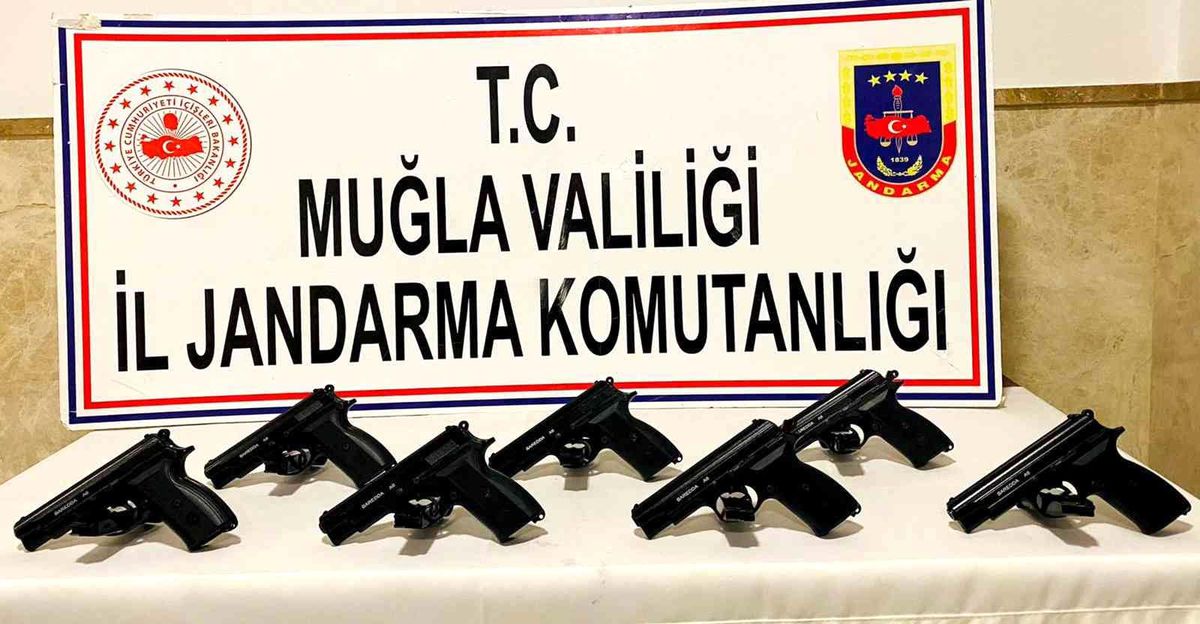 Son dakika... Silah kaçakçıları tutuklandı