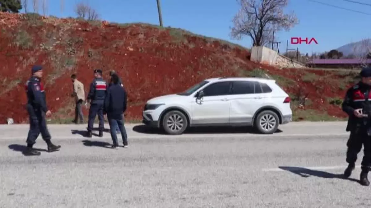 YURT MÜDÜRÜ VE AŞÇI KAZADA ÖLDÜ