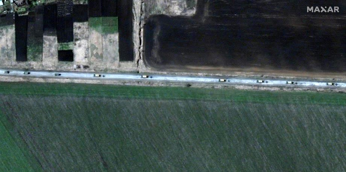 13 kilometrelik Rus konvoyu uydudan görüntülendi