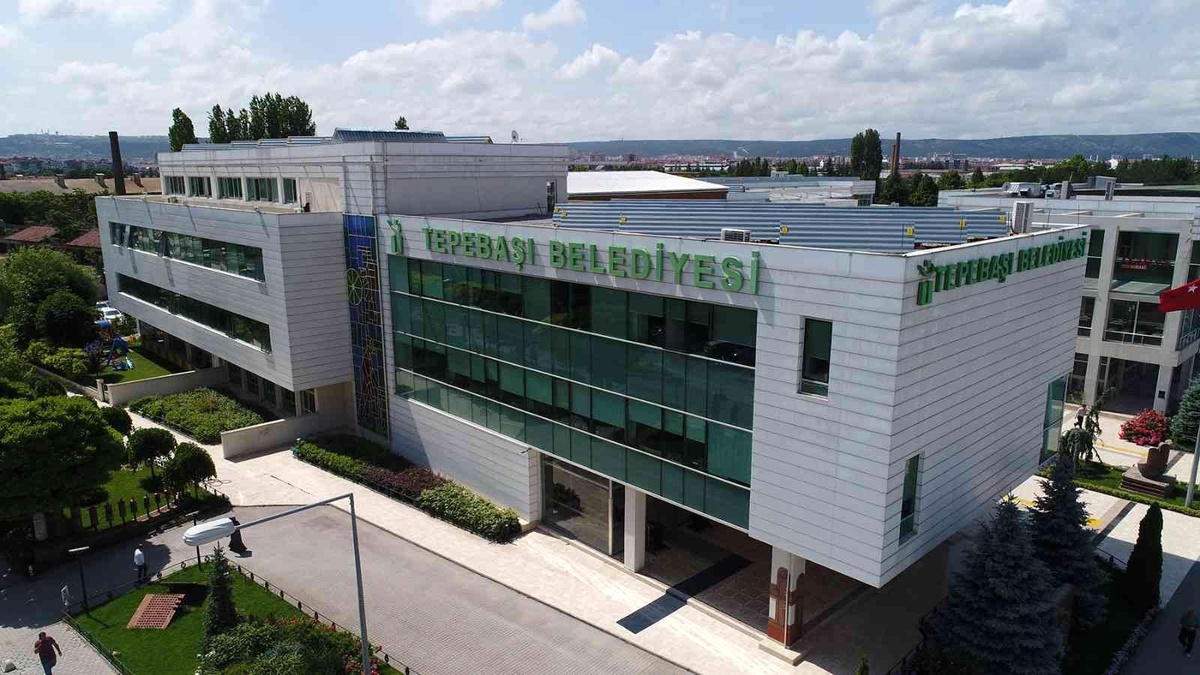 \'Dinliyoruz Tepebaşı\' vatandaşa katılım imkânı veriyor