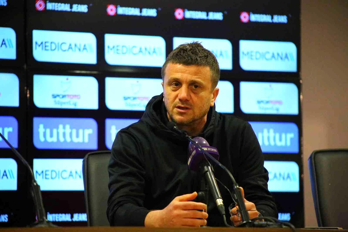 Hakan Keleş: "Bugün kötü oynayarak kazandık"