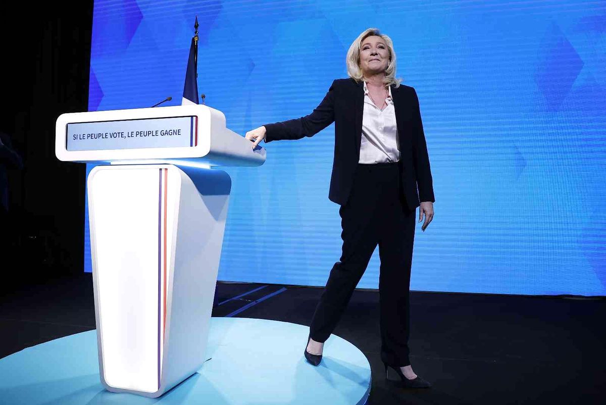 Le Pen: "Fransa\'yı 5 yıl içinde düzene sokacağım"