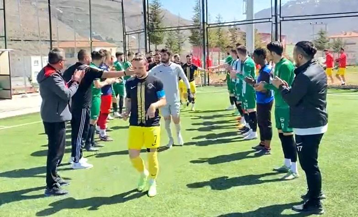 Talasgücü Belediyespor alkışlarla karşılandı