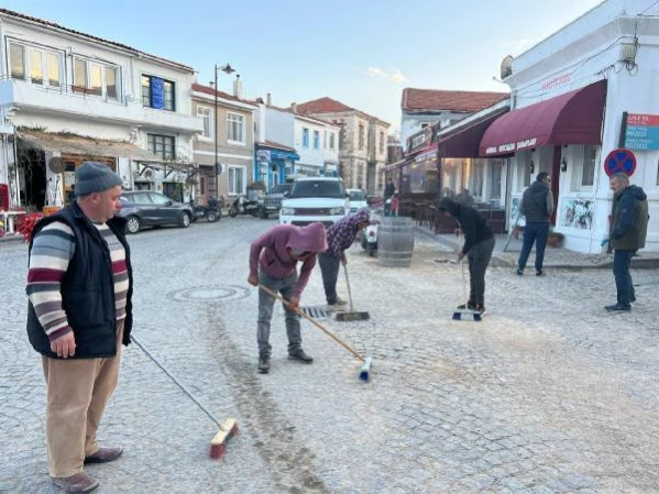 BOZCAADA'DA 2 YIL SONRA TURİZM SEZONU ERKEN AÇILIYOR