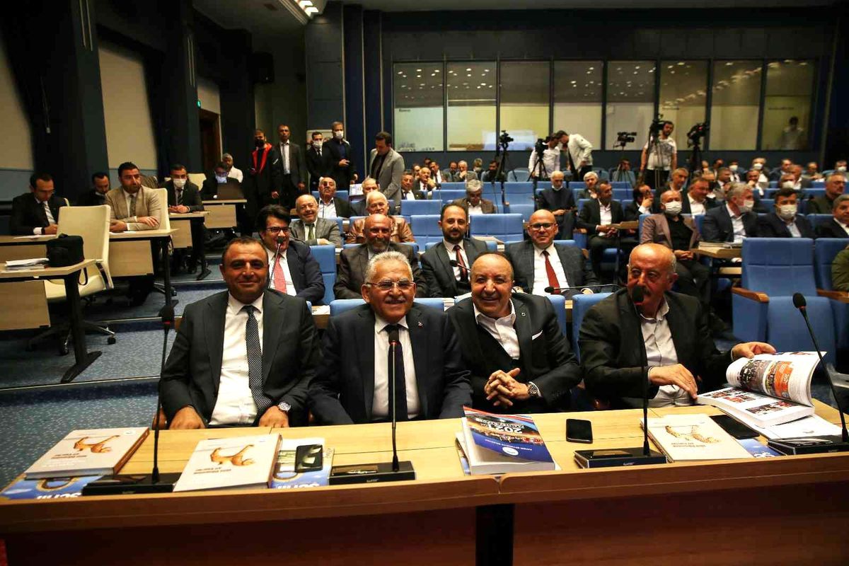 Kayseri Büyükşehir Belediyesi meclis toplantısı gerçekleştirildi