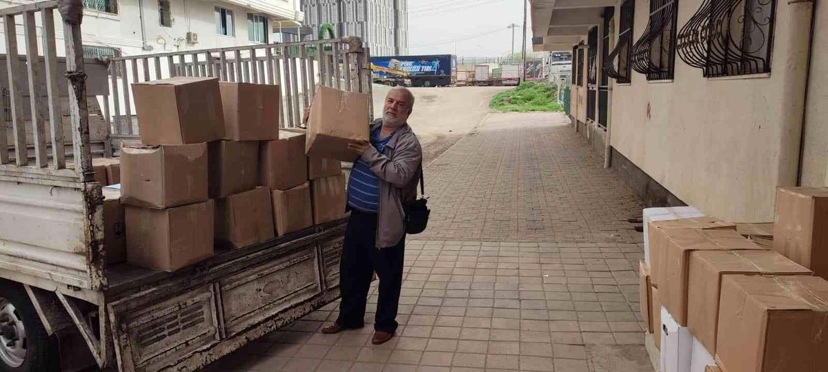 Diyarbakır\'da hayırsever insandan ihtiyaç sahiplerine yardım