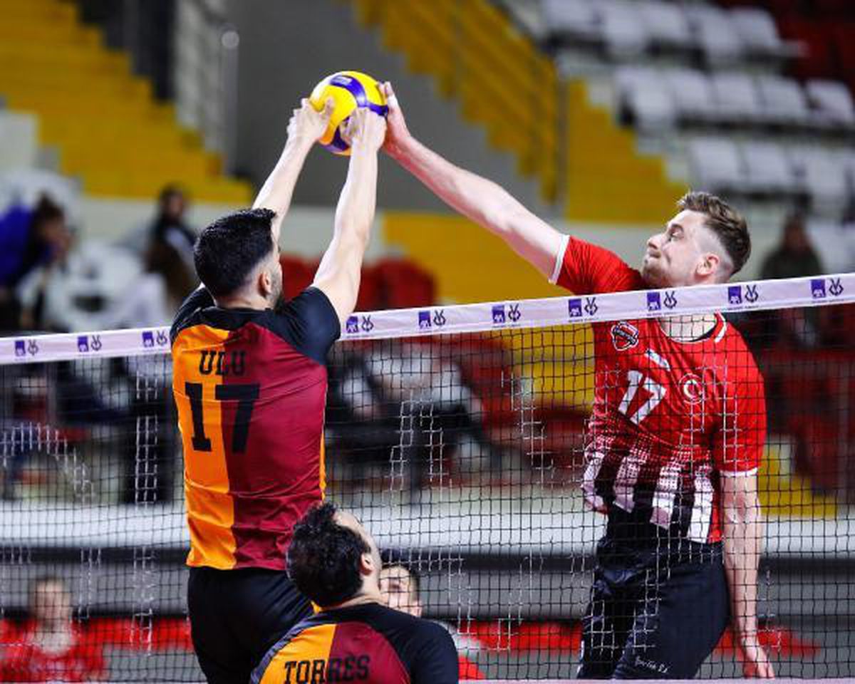 Son dakika haberi | Erkekler AXA Sigorta Kupa Voley\'de Galatasaray HDI Sigorta finale yükseldi