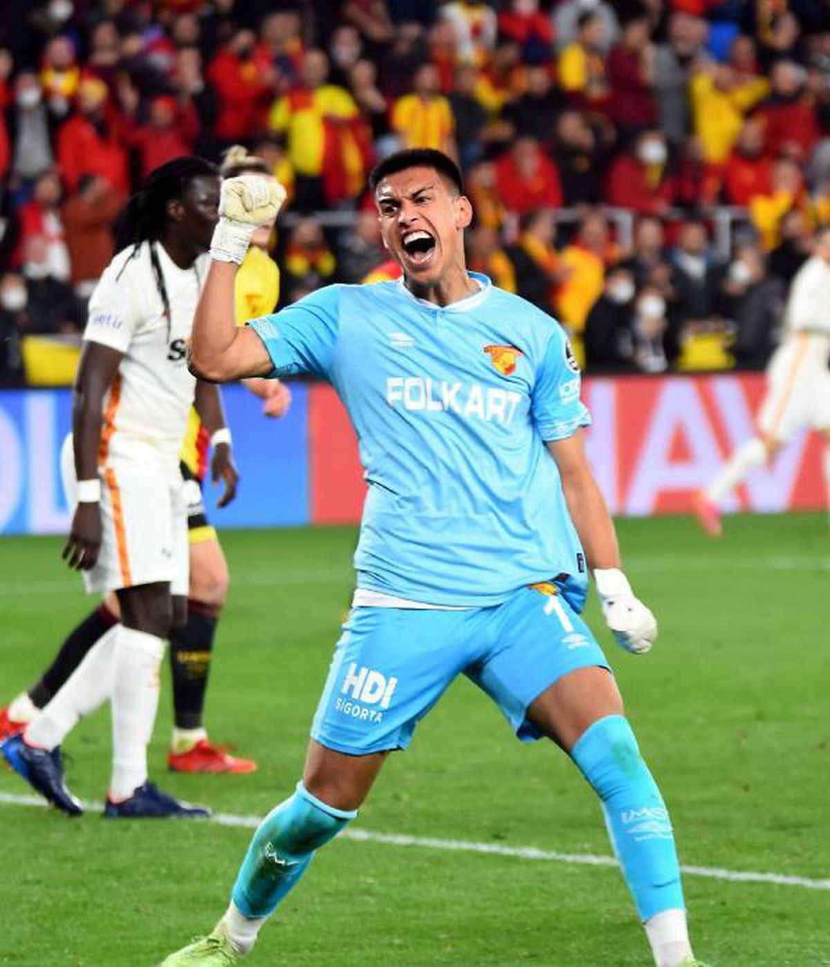 Göztepe\'de kadro yapılanması başladı