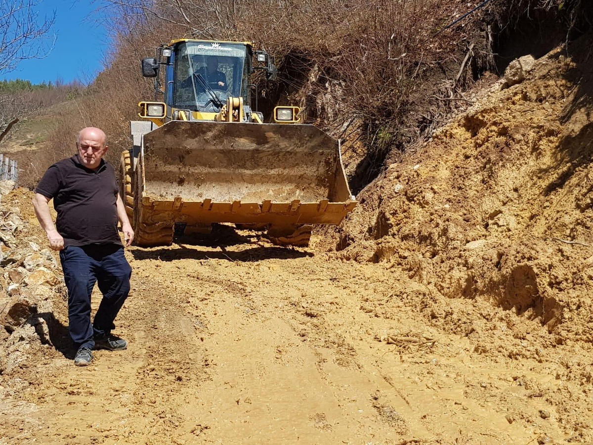 Kastamonu\'da heyelanda zarar gören yol ve köprülerde çalışmalar sürüyor