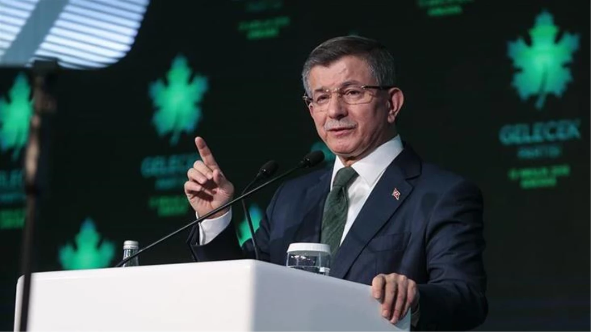 İftar programına katılımı Üsküdar Belediyesi tarafından engellenen Davutoğlu: Üsküdar kimseye ait değildir