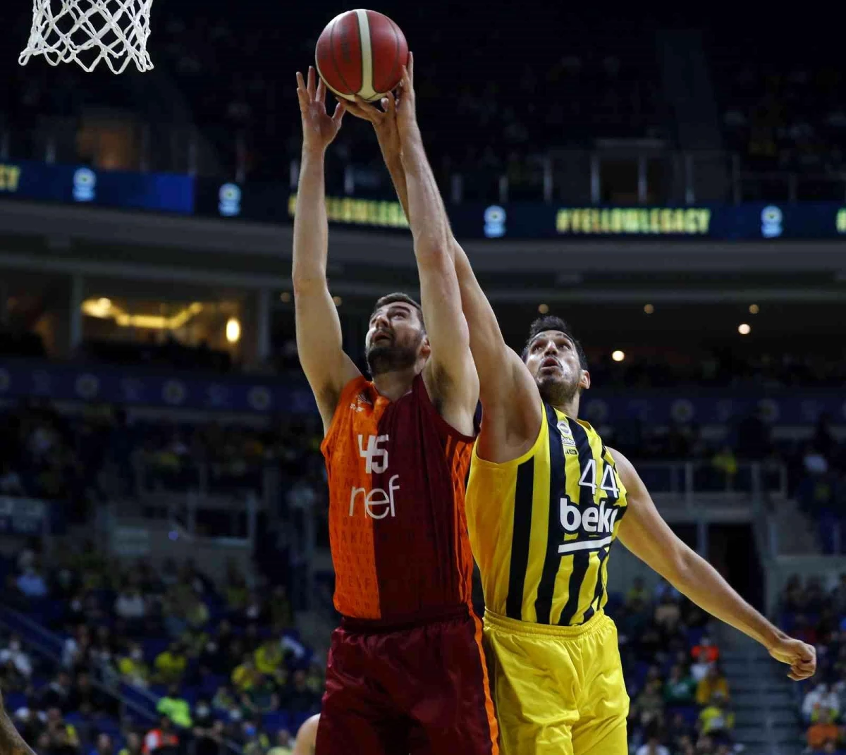 ING Basketbol Süper Ligi: Fenerbahçe Beko: 70 - Galatasaray NEF: 76