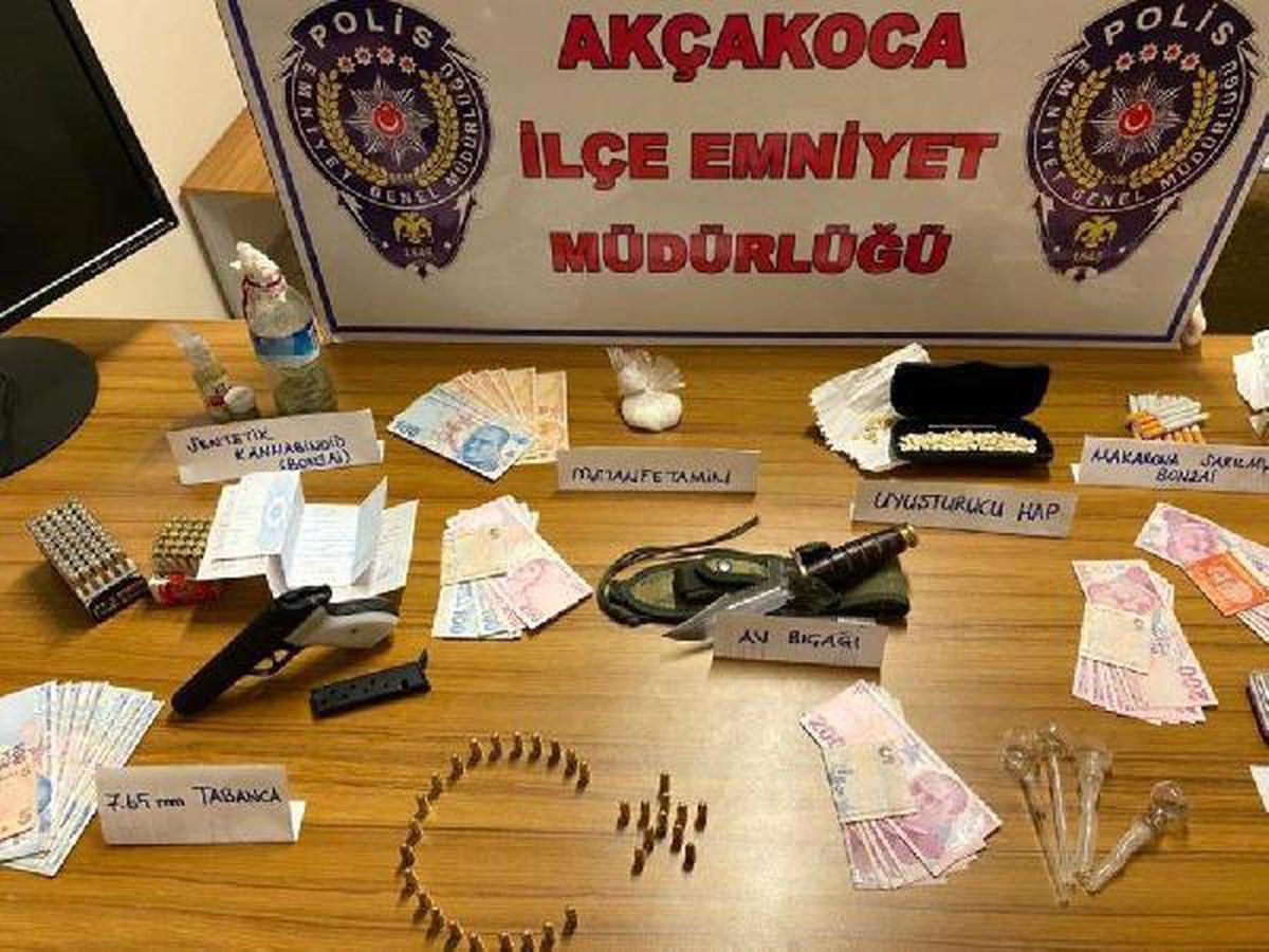 Akçakoca\'da 2 torbacı tutuklandı
