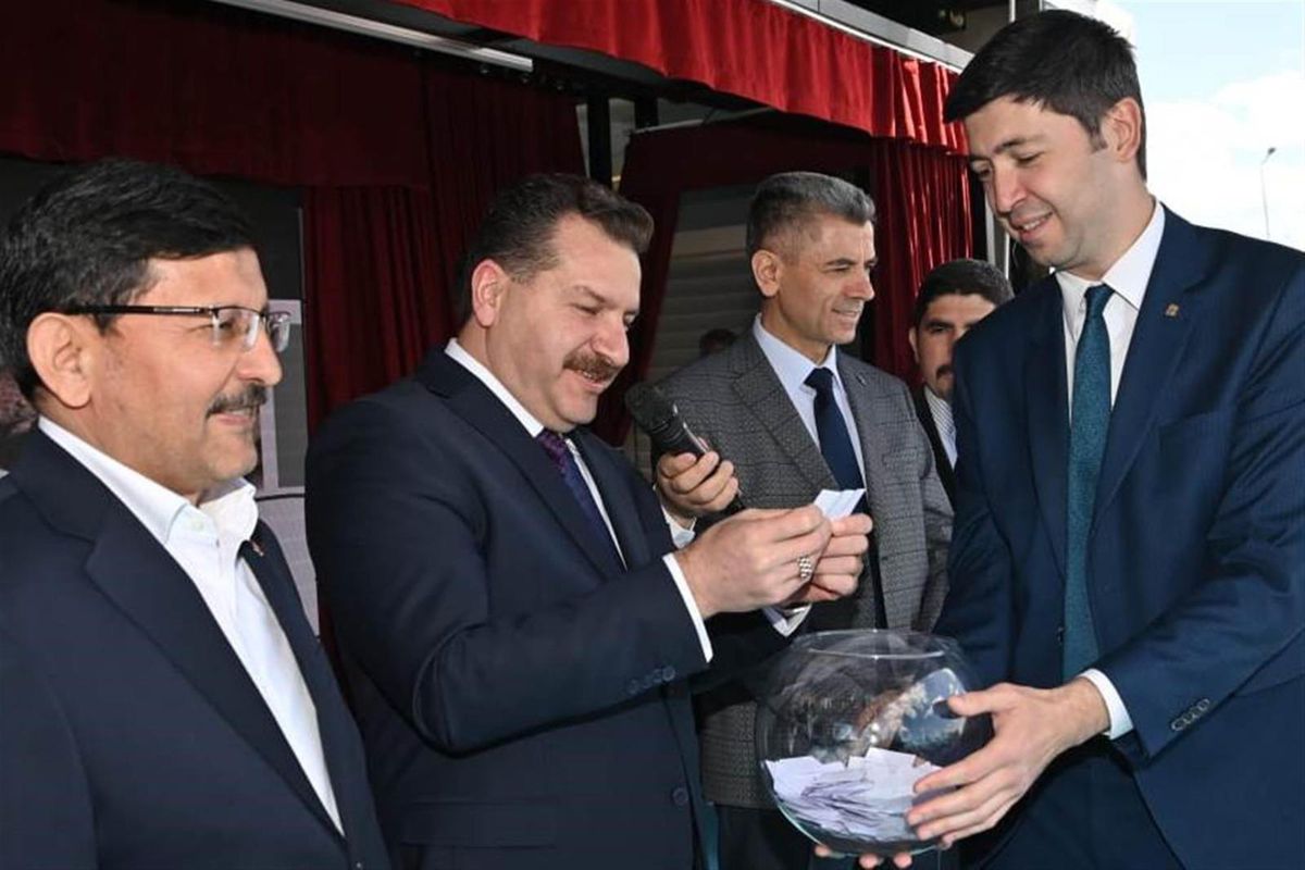 Balıkesir Büyükşehir Belediyesinden üreticilere damızlık koç desteği