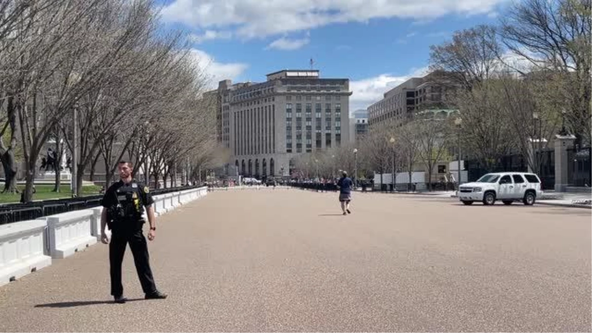 Beyaz Saray önünde güvenlik önlemleri artırıldı