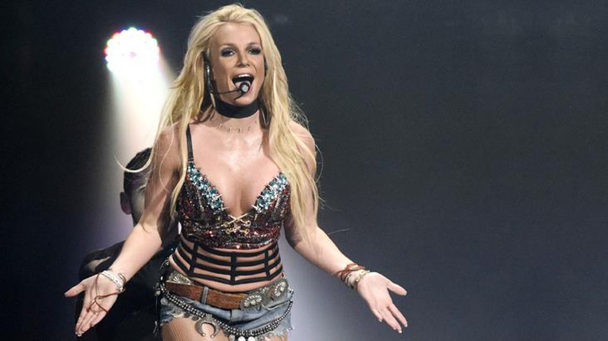 Britney Spears üçüncü kez hamile olduğunu duyurdu