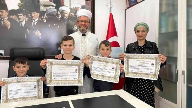 İslam dininden etkilenen Moldovyalı aile Müslüman oldu