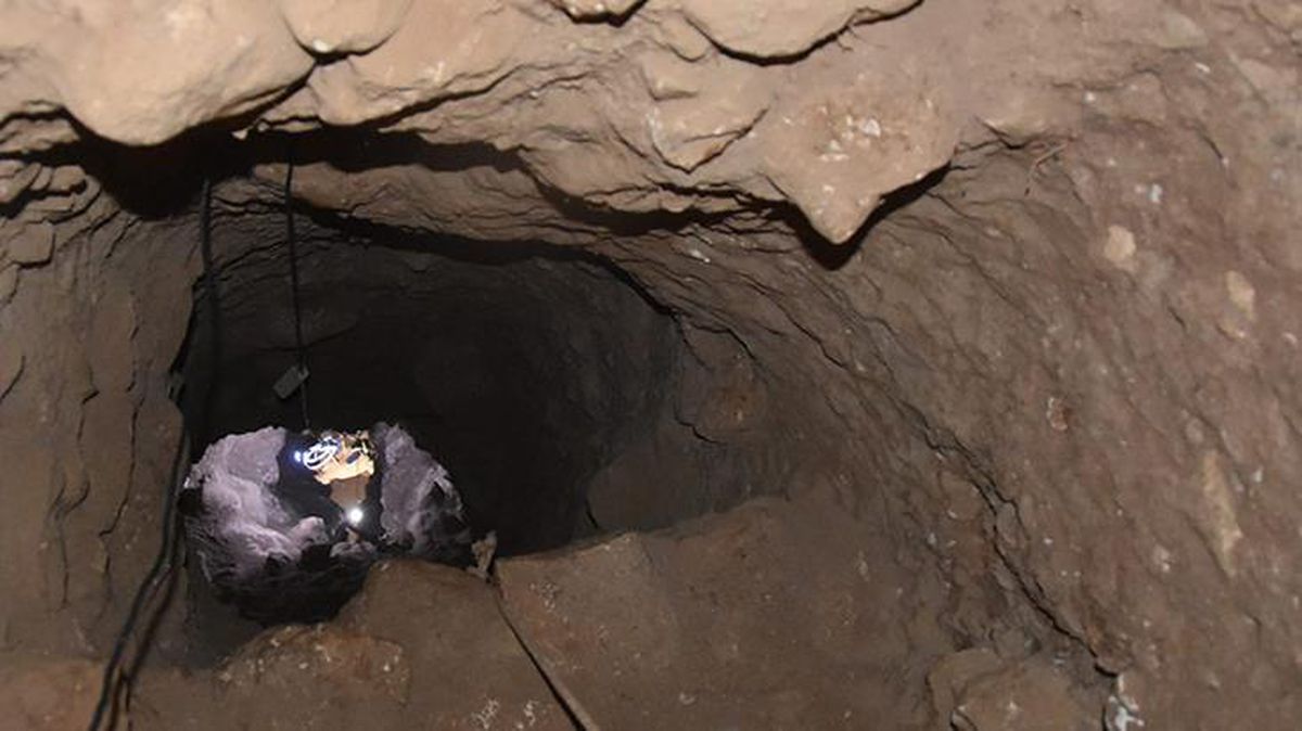 Defineciler yerin altını köstebek gibi kazmış: 35 metrelik tünel jandarmayı bile şaşırttı