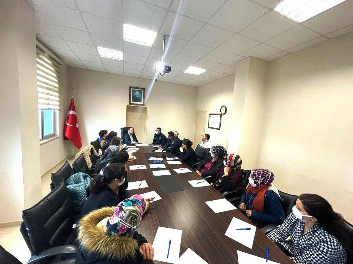 Dumlupınar\'da uyuşturucu ile mücadele toplantısı