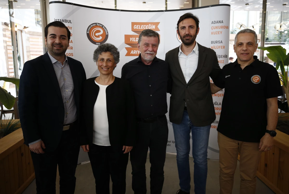 Eczacıbaşı Kulübünün 10. Gelişim Takımlar Turnuvası, Antalya\'da başladı