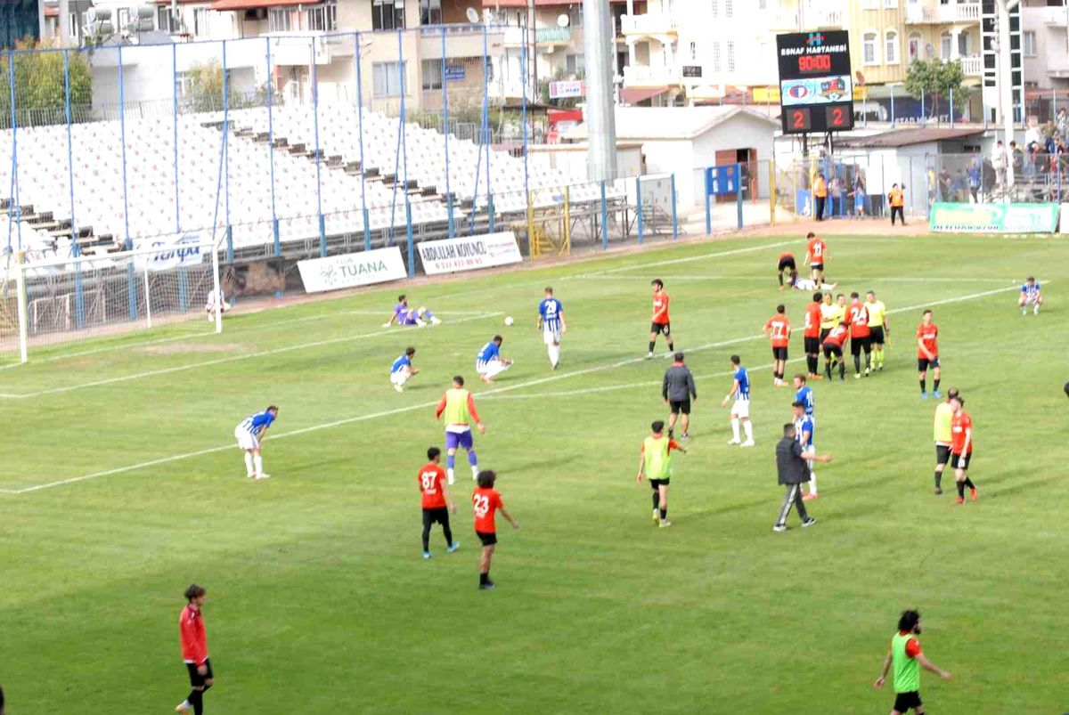 Fethiyespor irtifa kaybediyor