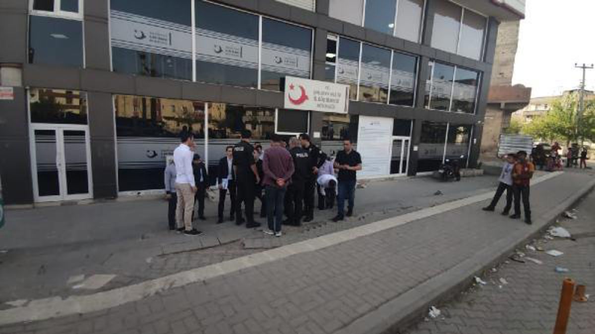 Göç İdaresi\'nin camlarını kıran 15 yabancı uyruklu, sınır dışı edilecek