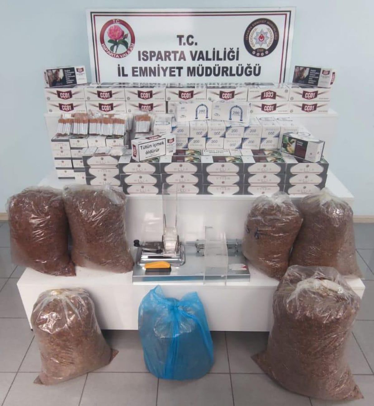 Isparta\'da kaçak tütün ele geçirildi