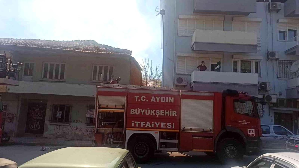 Son dakika haberi... Nazilli\'de ev yangını