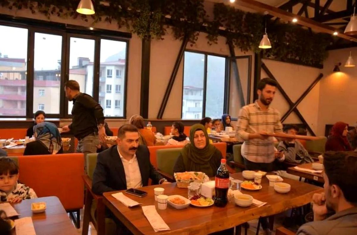 Şemdinli\'de şehit ve gazi aileleri iftarda bir araya geldi