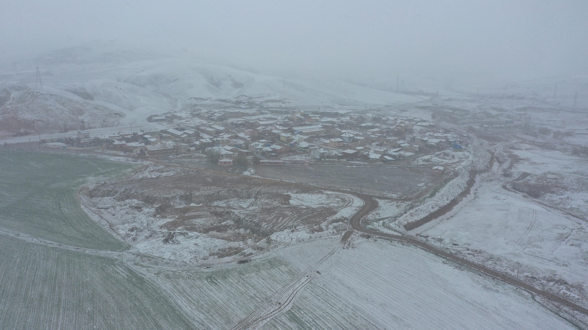 Sivas\'a kar yağdı