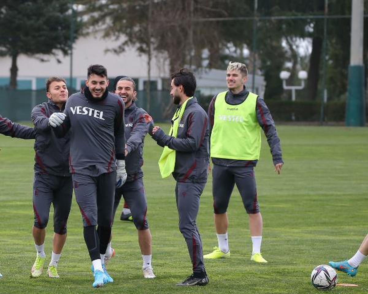 Trabzonspor 1 günlük iznin ardından topbaşı yaptı