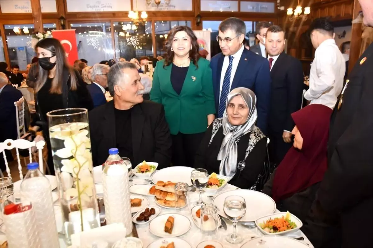 Vali Gürel, şehit aileleri ve gazilerle iftarda buluştu