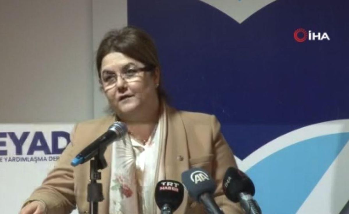 Aile ve Sosyal Hizmetler Bakanı Yanık, NEYAD'ın iftar programında konuştu