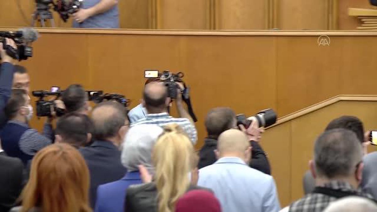 Akşener: 'Gençler için, gençlerle beraber Türk gençliğini hak ettiği Türkiye'ye kavuşturacağız'