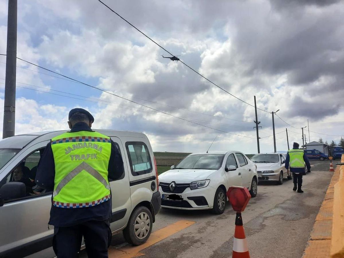 Eskişehir\'de helikopter destekli trafik denetimi