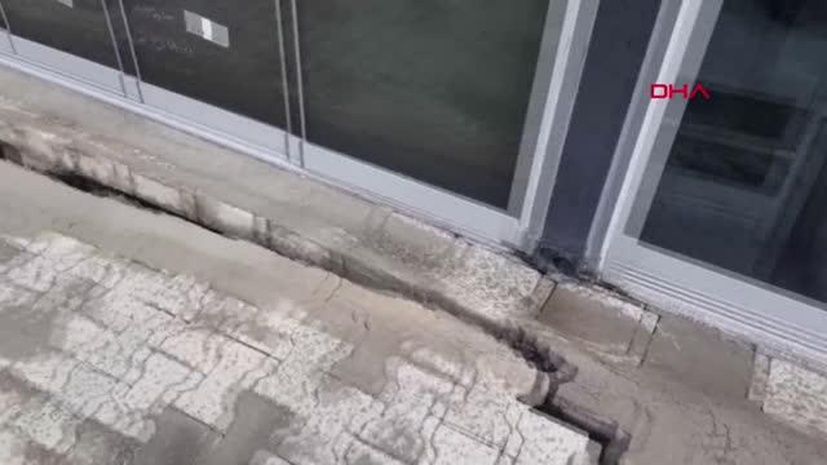 KARABÜK\'TE ÇOCUK PARKINDA HEYELAN