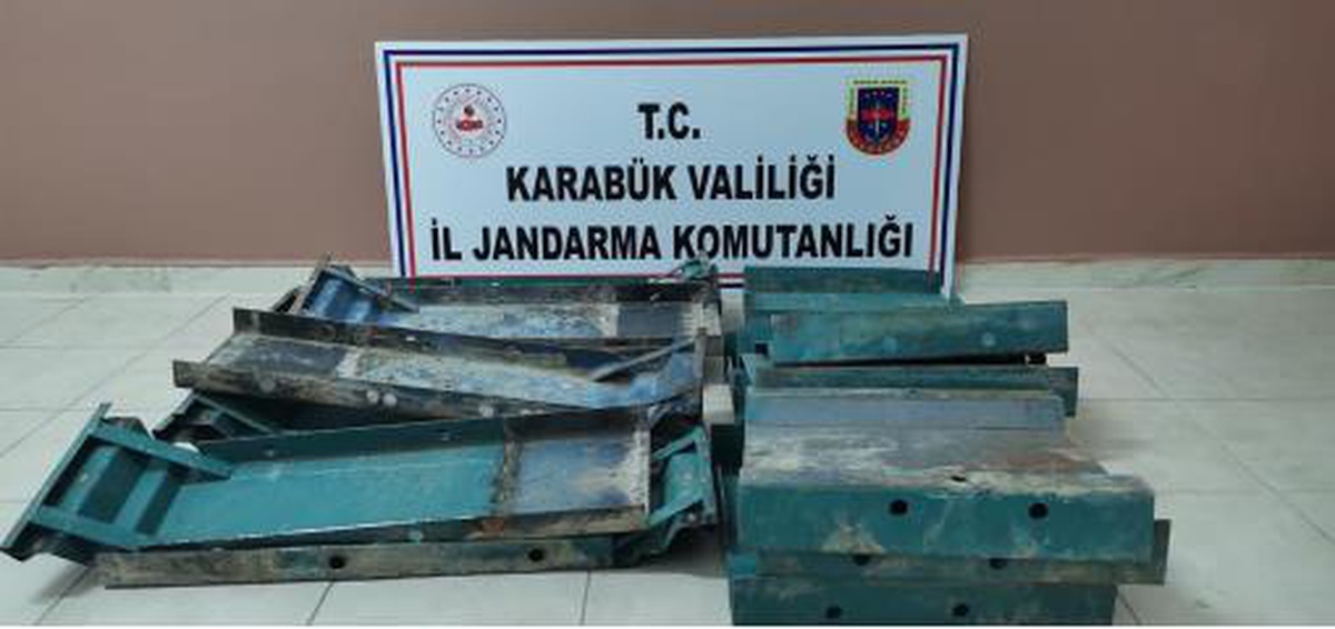 Karabük\'te okul inşaatından hırsızlık iddiasıyla 2 şüpheli yakalandı