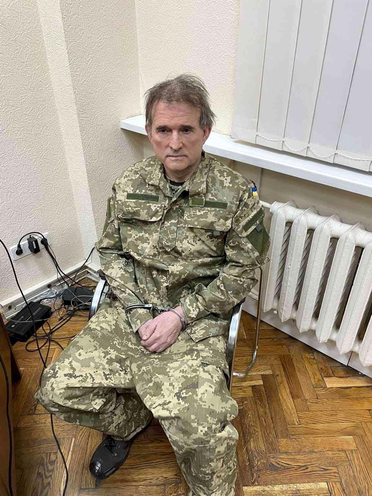 Kızının vaftiz babası Putin olan Ukraynalı firari milletvekili Medvedchuk yakalandı