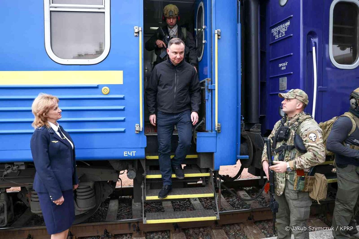 Polonya, Estonya, Letonya ve Litvanya liderleri Kiev\'de