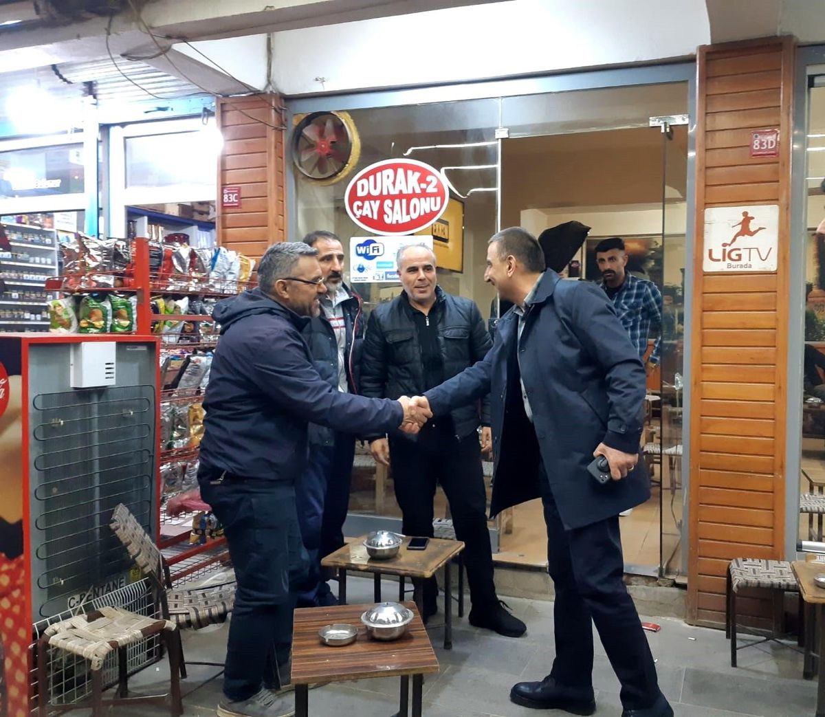 Siirt Valisi Hacıbektaşoğlu, esnaf ve vatandaşları ziyaret etti
