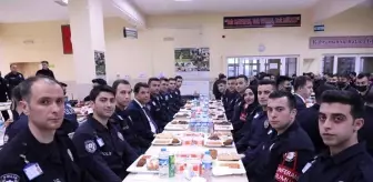 Son dakika haber: Vali Çağatay, polis adaylarıyla iftar yaptı