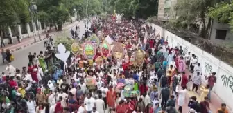 Bangladeş'te 'Bengali Yeni Yılı' kutlamaları