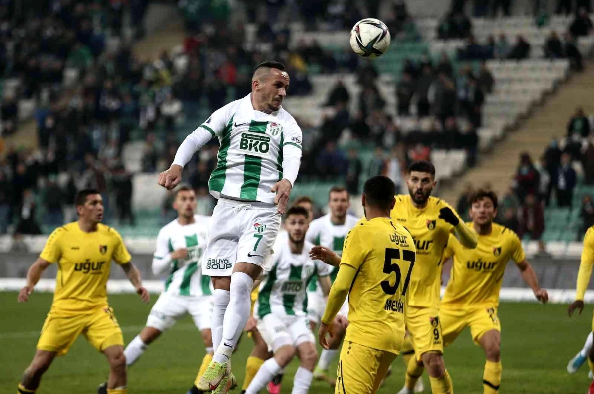 Bursaspor zorlu İstanbulspor deplasmanında