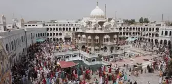 HASAN ABDAL - Baisakhi festivali başladı