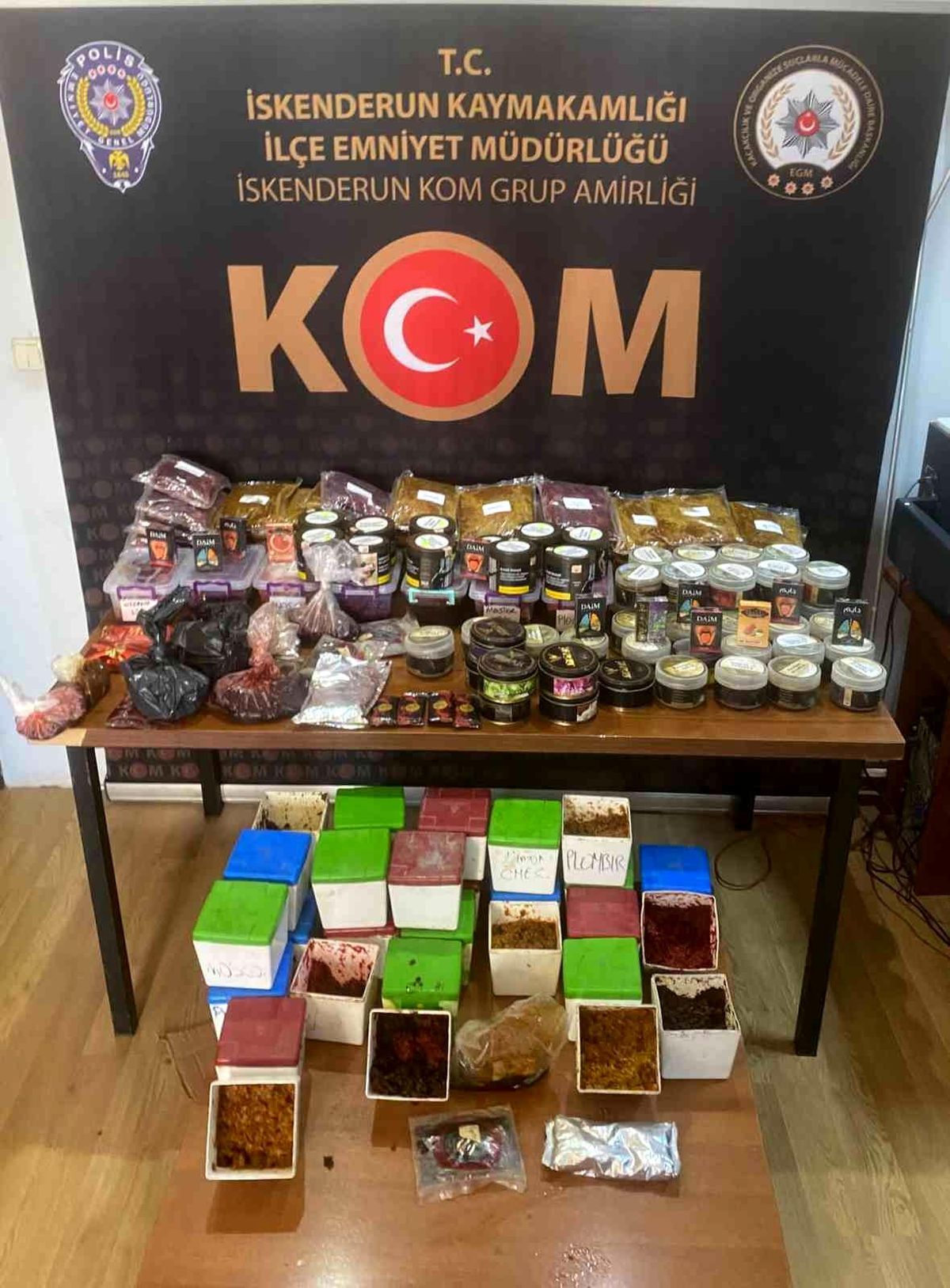 Hatay\'da 122 kilo kaçak nargile tütünü ele geçirildi