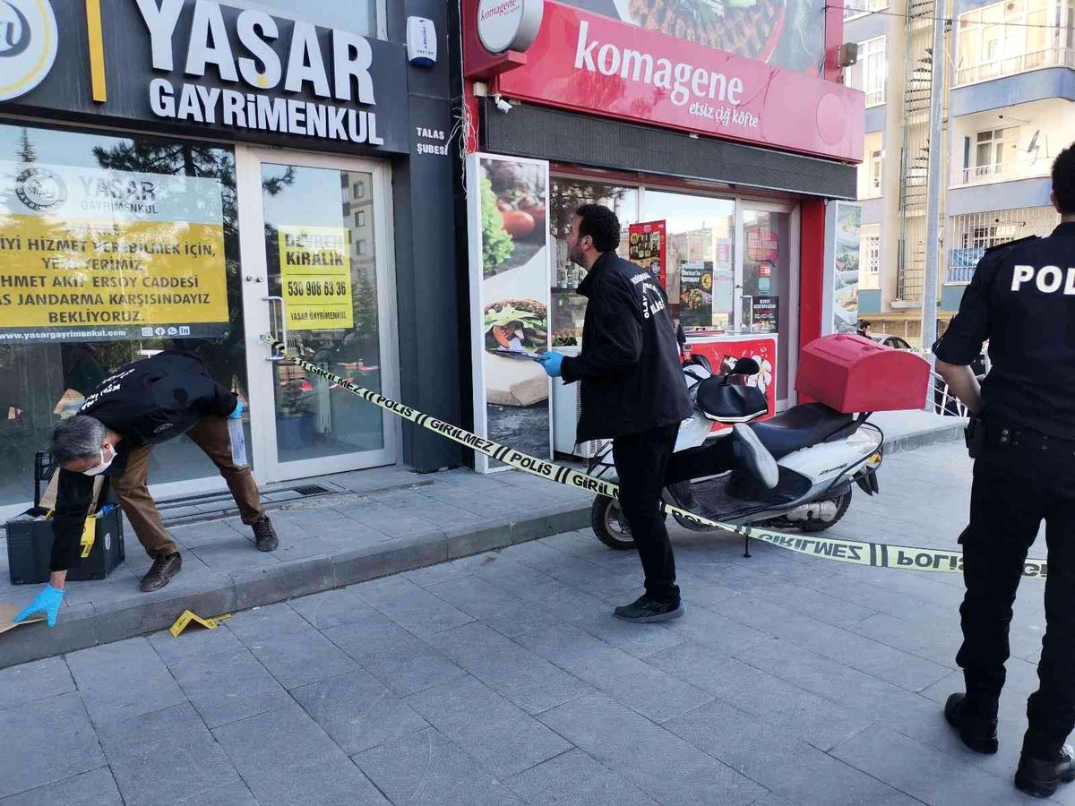 Bıçaklı kavga: 3 yaralı