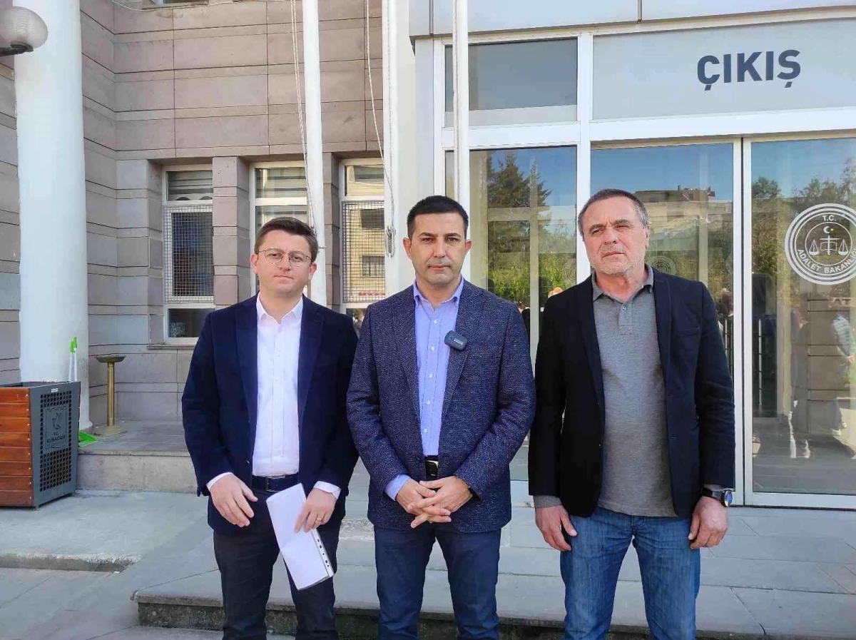 Kuşadası Belediye Başkanı Ömer Günel, darp edilen yazar Ergün Poyraz\'dan şikayetçi oldu