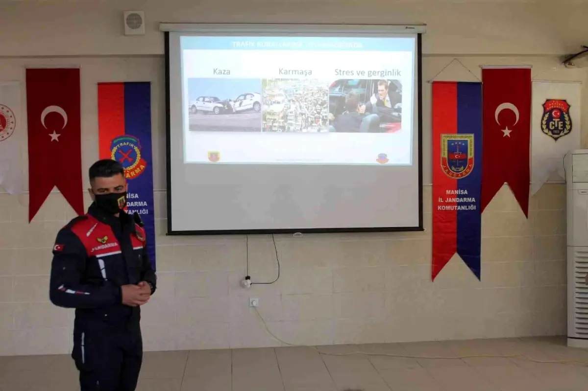 Son dakika 3. sayfa: Manisa\'da jandarmadan cezaevi personeline \'Trafik Güvenliği\' eğitimi