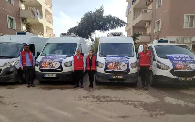 Nusaybin'de evlere sıcak yemek dağıtımı